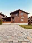 Vand cabana Baile Figa, aleea 6 - 4 dormitoare, curte mare