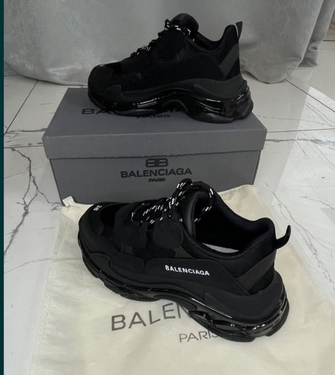 Balenciaga triple s