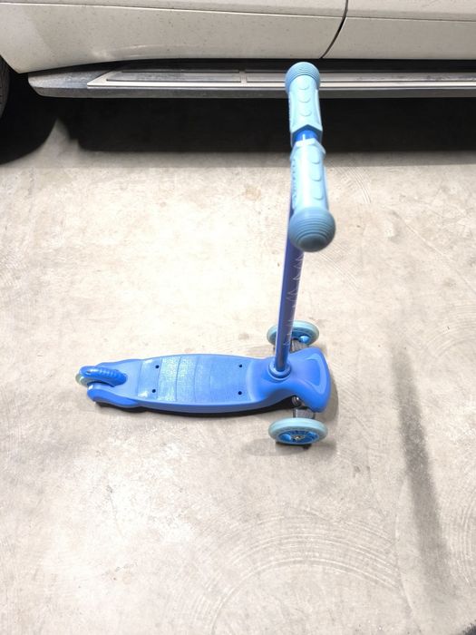 Тротинетка Play Tive