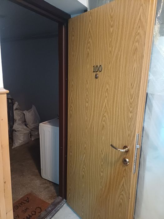 Usa metalica intrare apartament