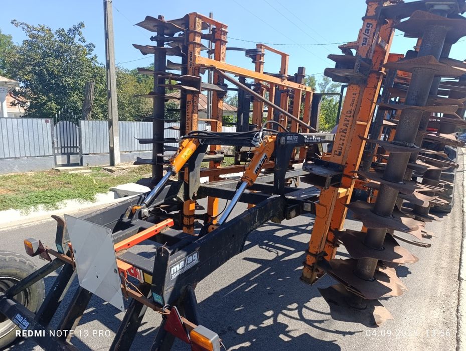 Cultirapid 4m 4 rânduri de discuri + tăvălug paker piese ok
