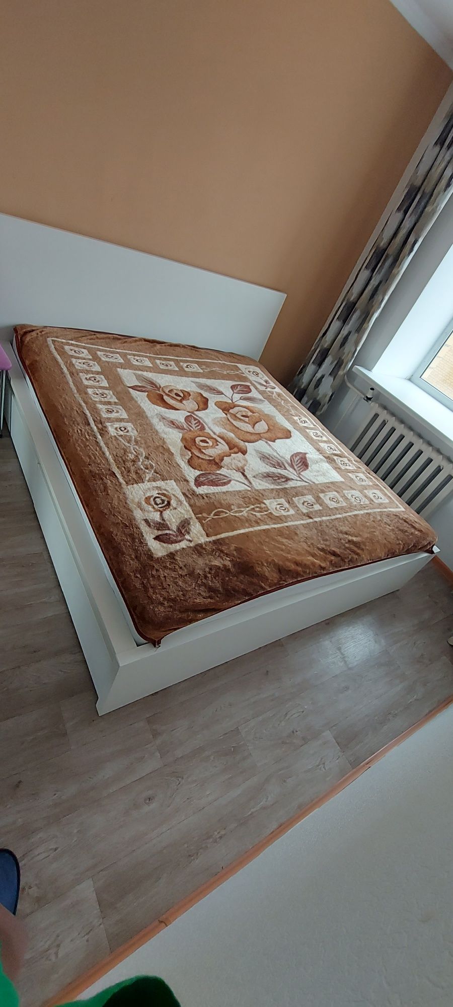 Кровать Ikea, белая