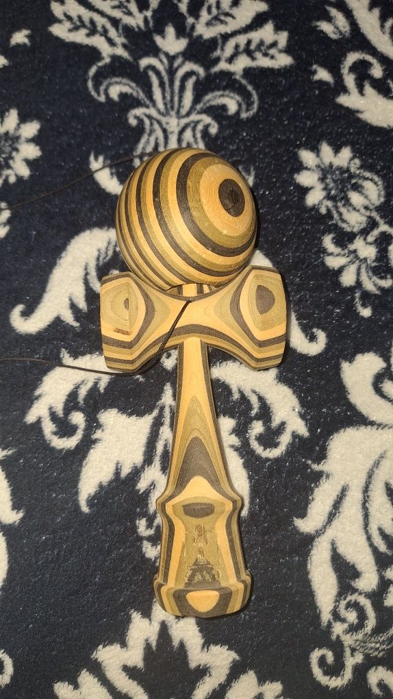 Kendama aproape nouă