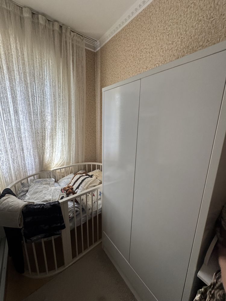 Десткий кровать, шкаф сотилади