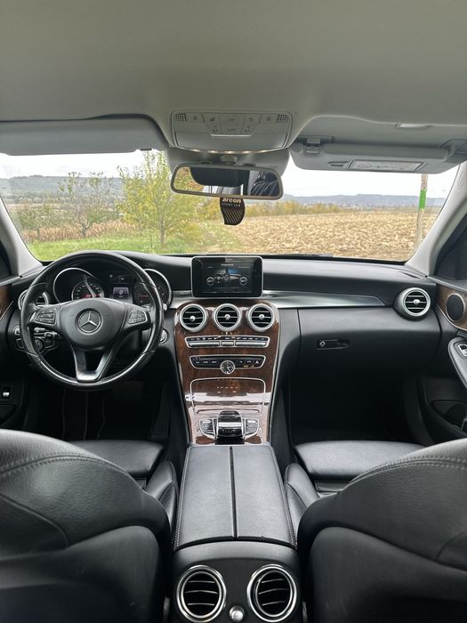 Mercedes Benz C220