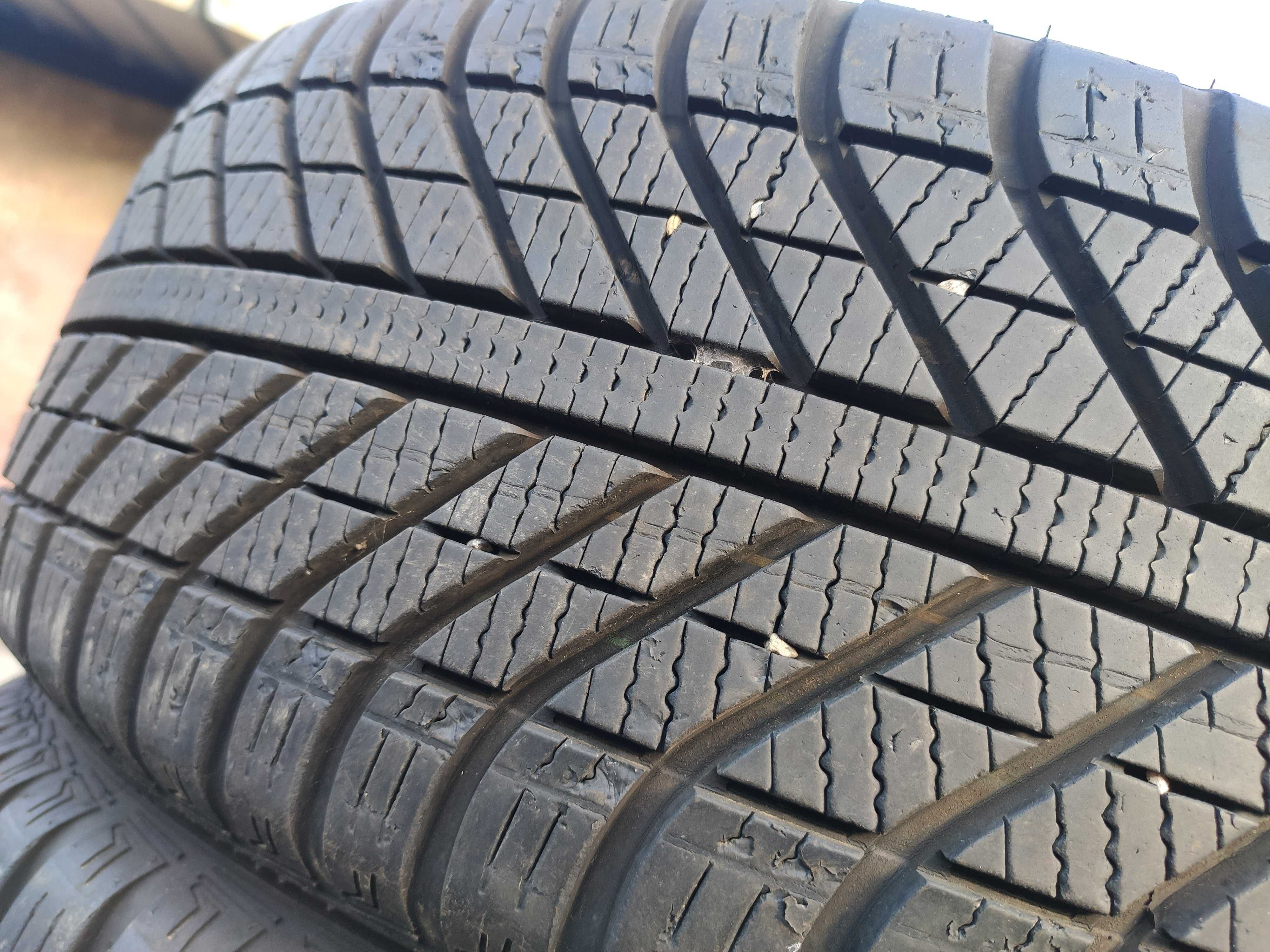 4бр Всесезонни гуми 205 55 16 - Goodyear