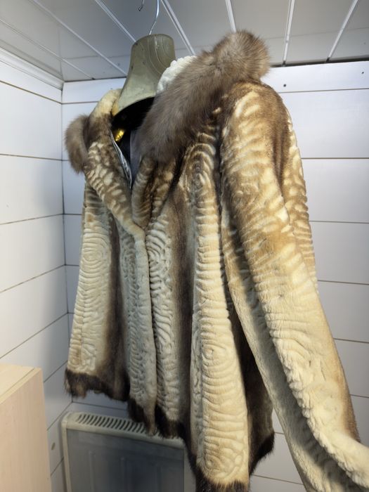Норковая шуба итальянская с соболем