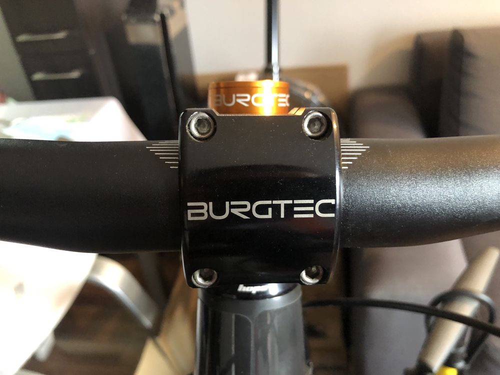 Кормило и лапа Burgtec Enduro