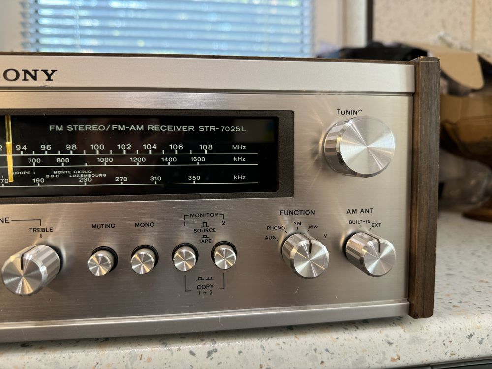 Sony STR-7025 стерео