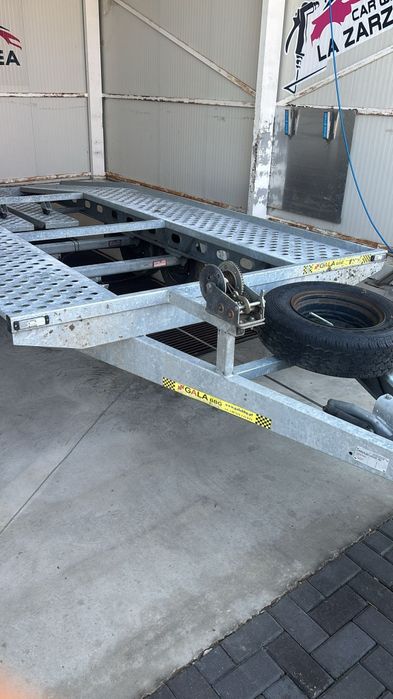 Închiriez platforme auto