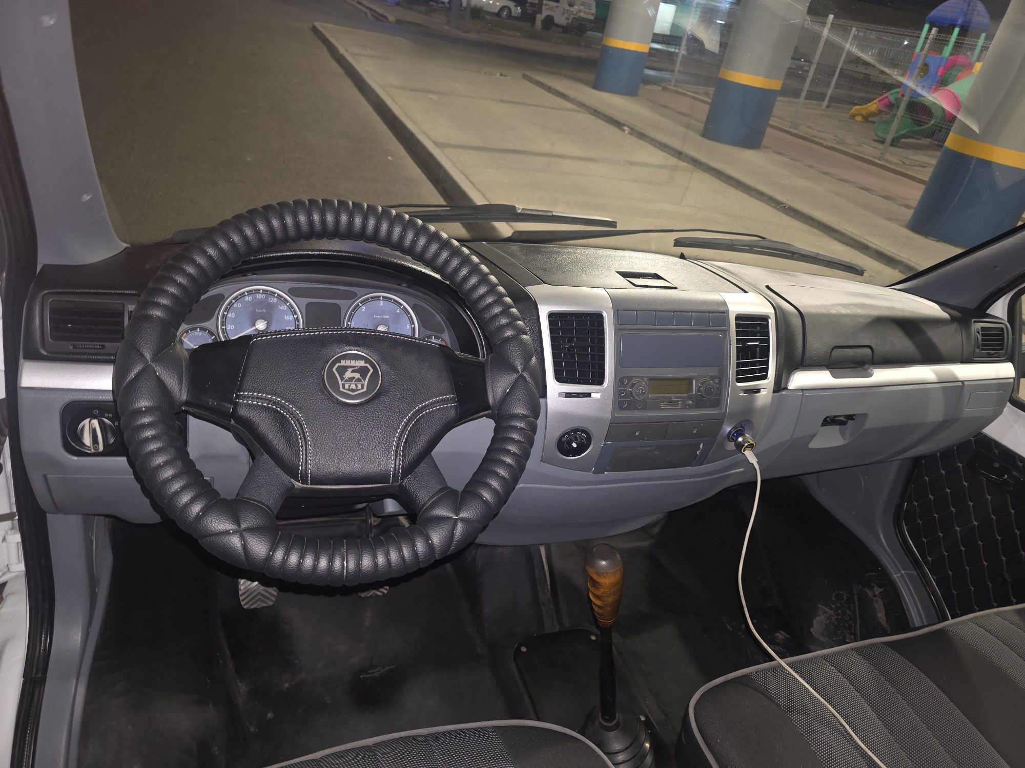 Газель бизнес 5,20ли,2015-й 11500$ сотилади Gazel biznes 11500$