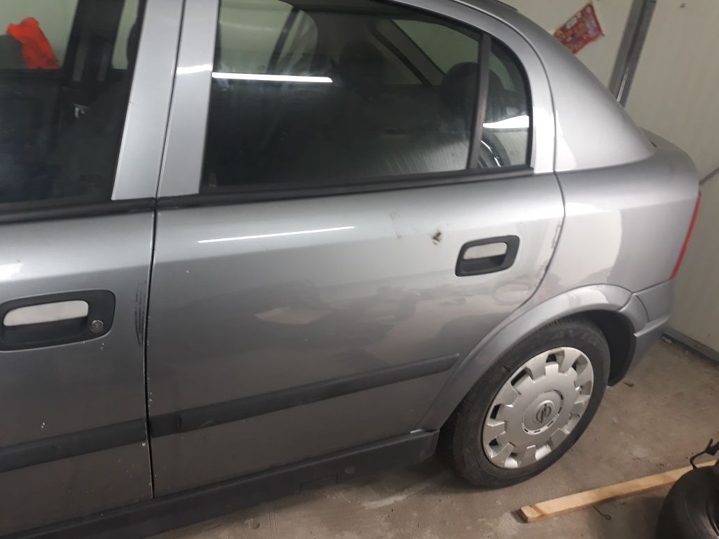 Vind Portiere Opel Astra G