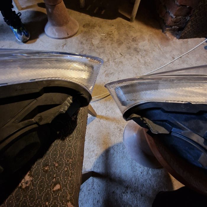 Ford Focus 2017 ляв и десен фар 14-18