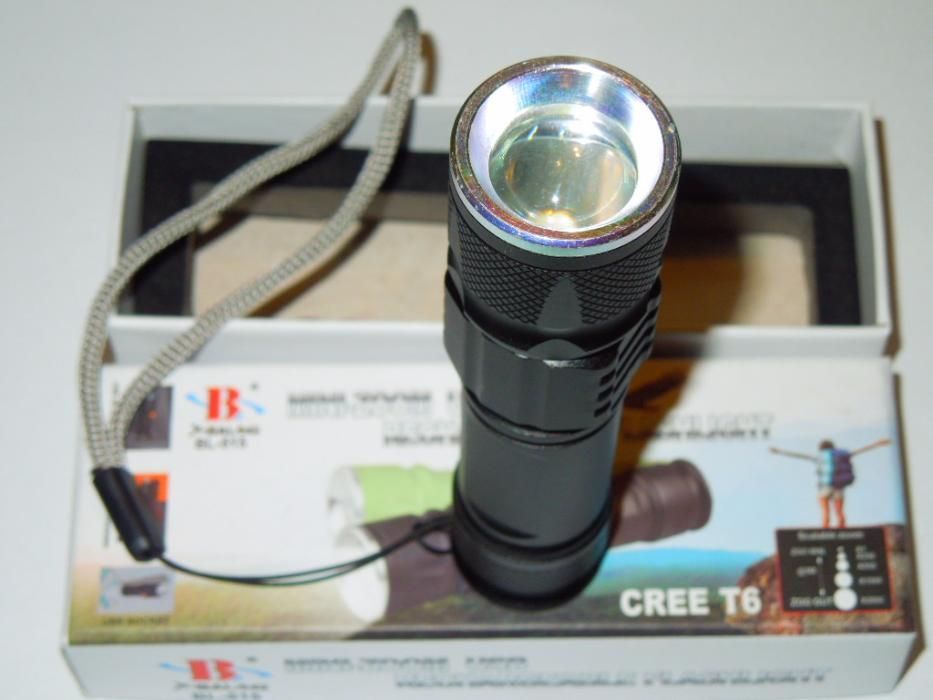 Lanterna Profesionala T6 Cu Incarcare Prin USB 2000lm / 2800W