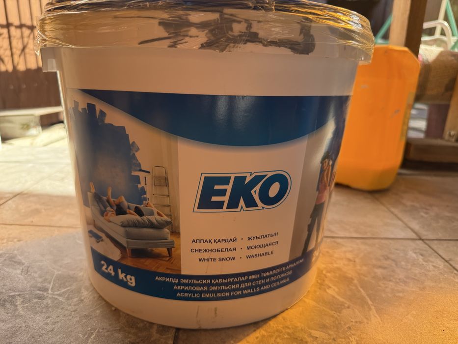 Акриловая эмульсия для стен и потолков, краска цвет (светло серый)