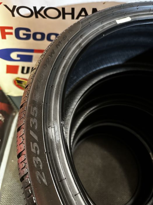 Set 235/35 R20 92W XL | 265/30 R20 99V  - Pirelli Sottozero M+S Oferta