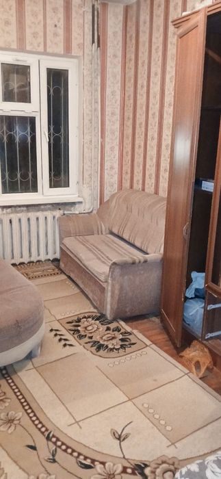 Юнусобод 10-квартал 2 хонали уй сотилади