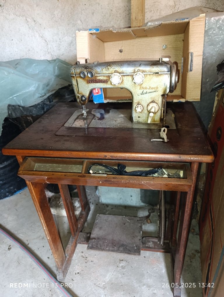 Продавам шевна машина KOHLER