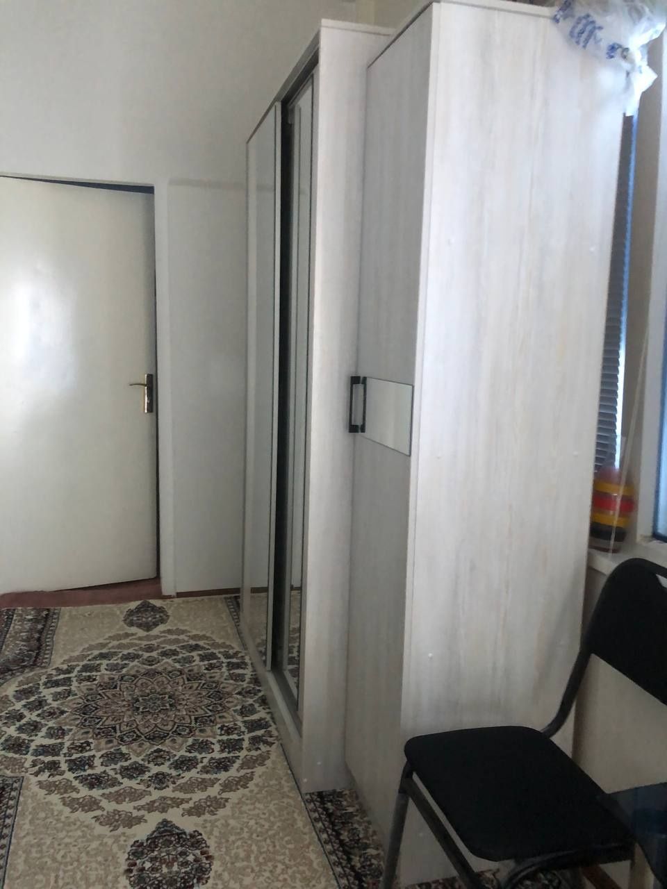 Продается спальный гарнитур