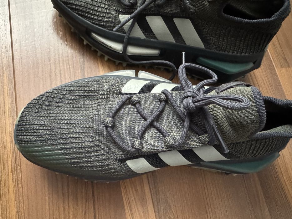 Vand adidas stare foarte buna