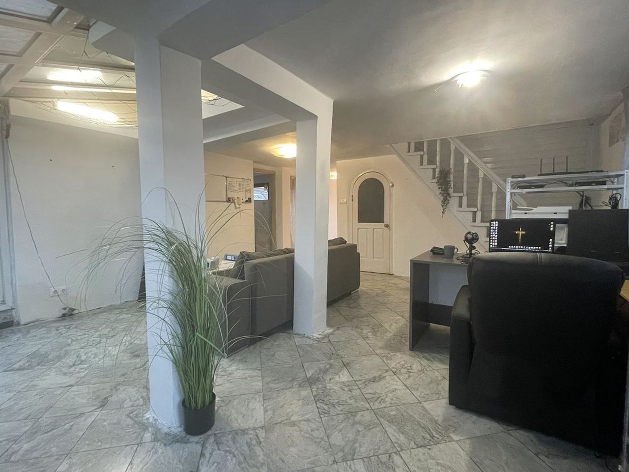 Продава се Тристаен апартамент в София, Бъкстон - 160 кв.м за 1375 €/кв.м - Снимка #1