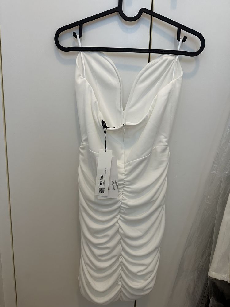 Нови рокли ZARA!