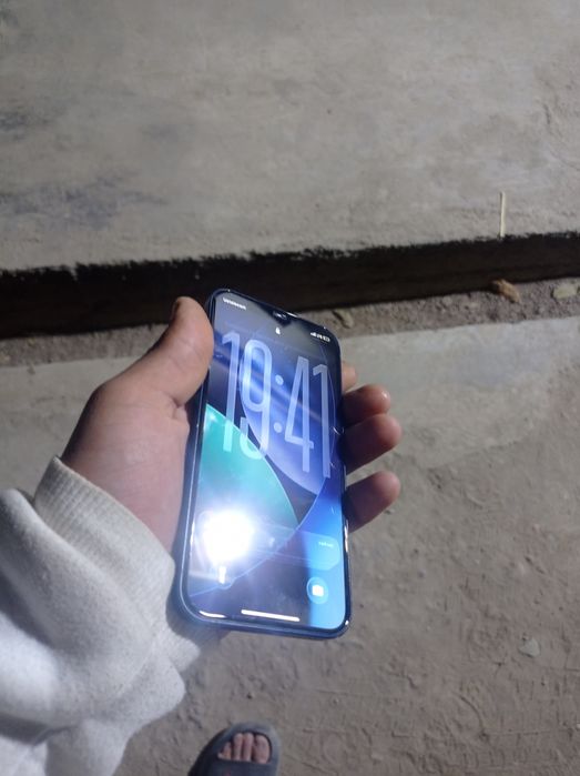 Iphone 12 idal. .