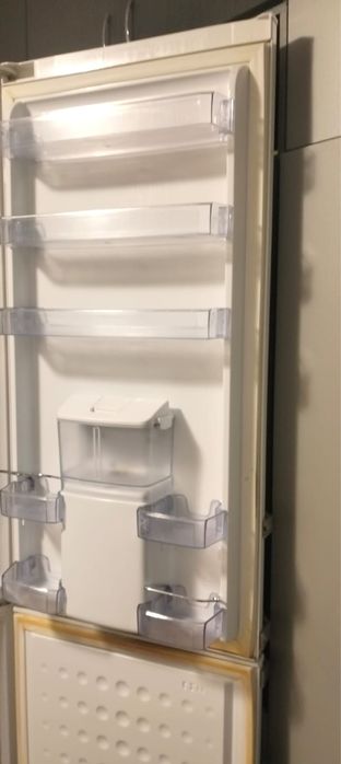 Frigider / combina frigirifica beko