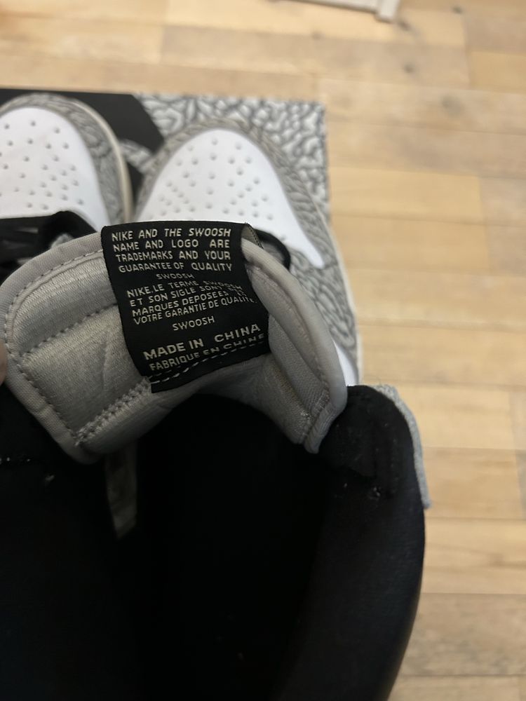 Air Jordan 1 Retro High OG Сив