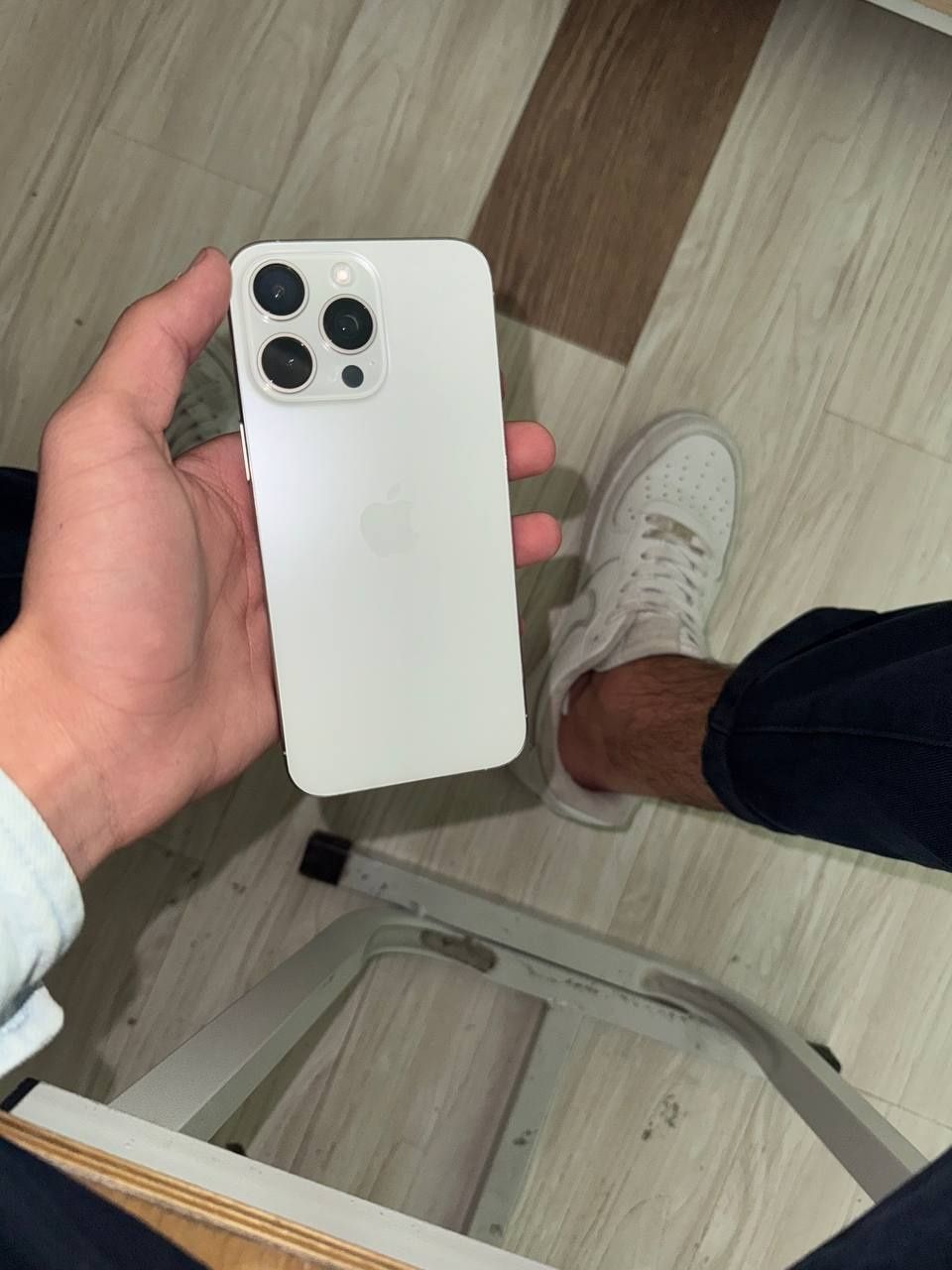 Iphone 15 max srochno sotlad