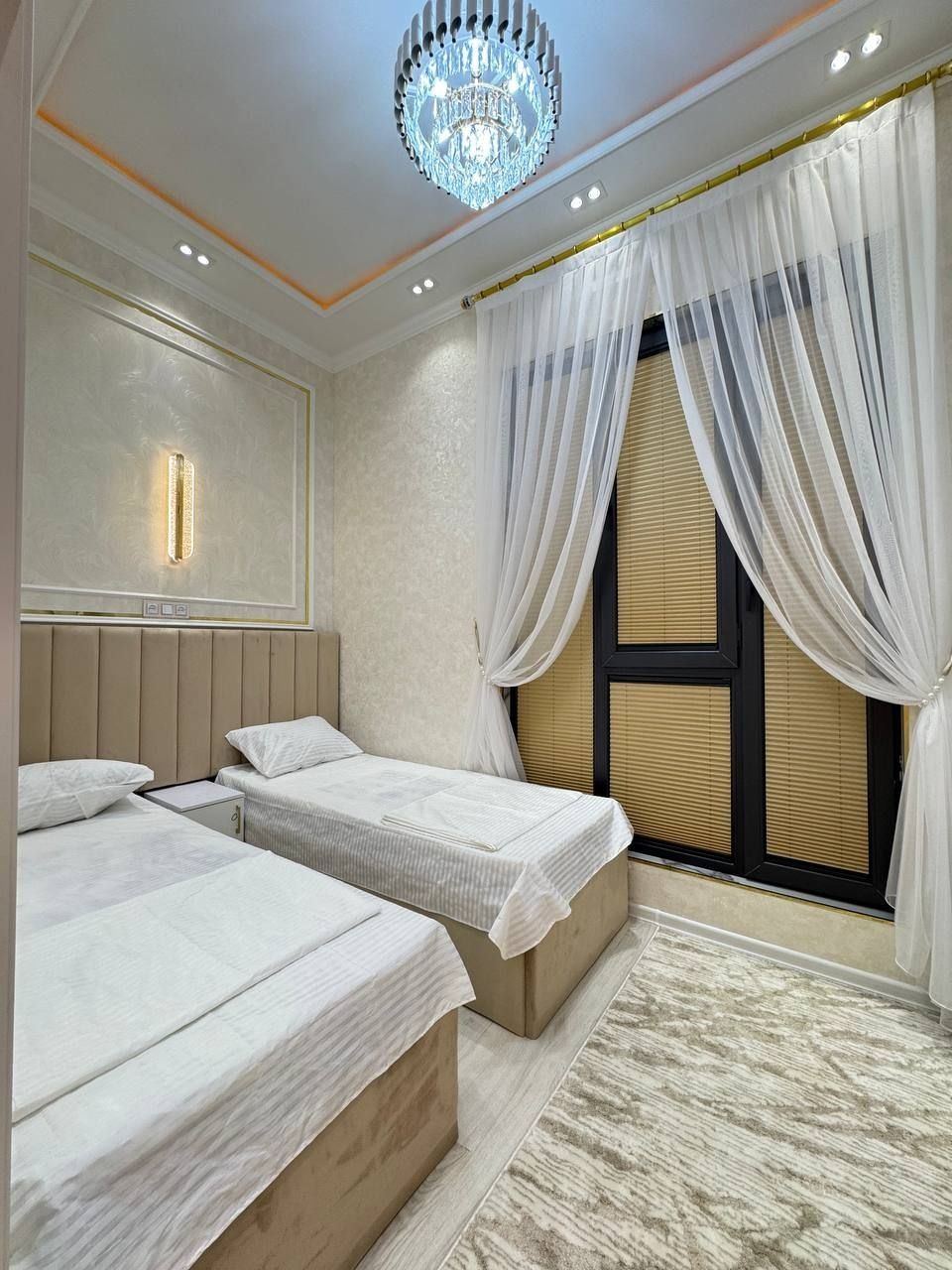 Продажа квартиры 

Яккасарайский район 
Новостройка  5 комнат 
8 этаж