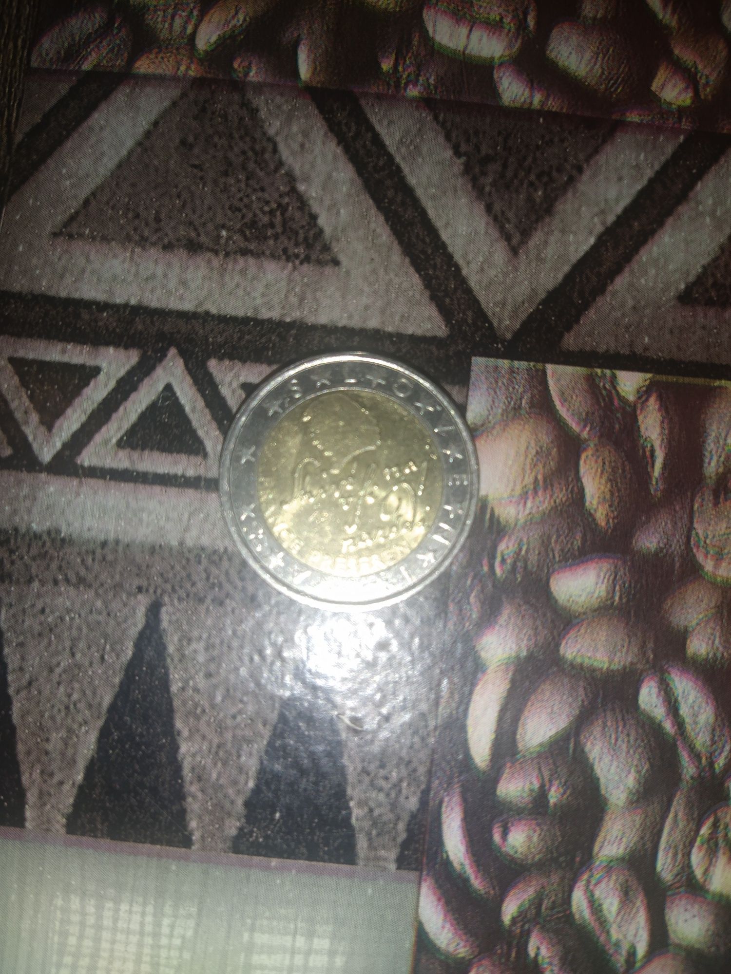 Монетаи,от едно и две евро .Рядко срещани.