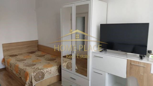 Дава се под наем Тристаен апартамент в Варна, Център - 65 кв.м за 612 € - Снимка #3