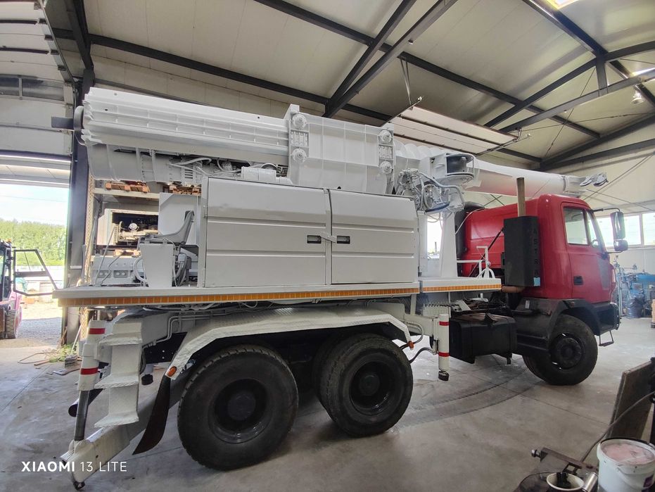 Fântâni și piloni