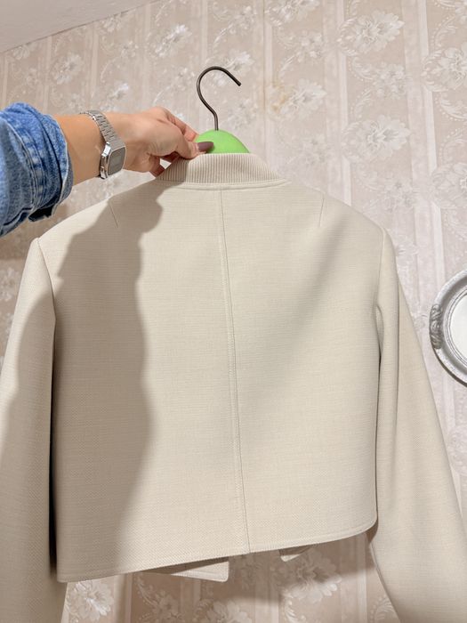 Късо дамско яке H&M бежово