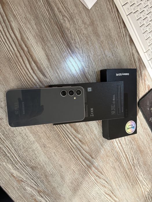 Samsung 23 fe yangi xolatda