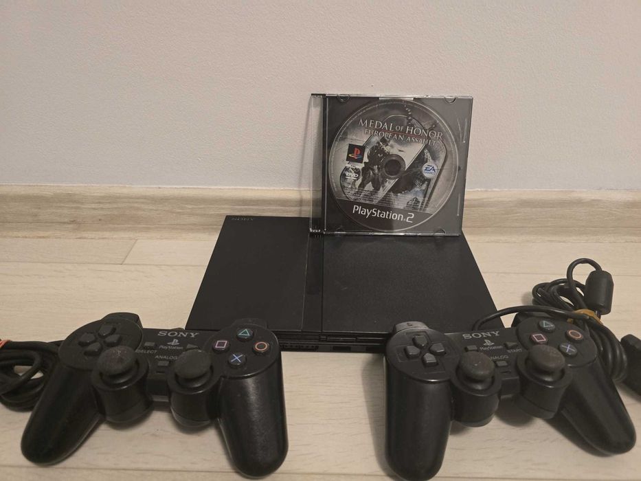 Sony Playstation 2 Slim (PS2), 2 Controllere