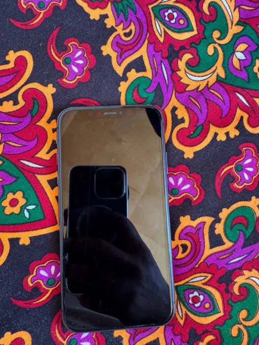 Iphone 11 narx 200$