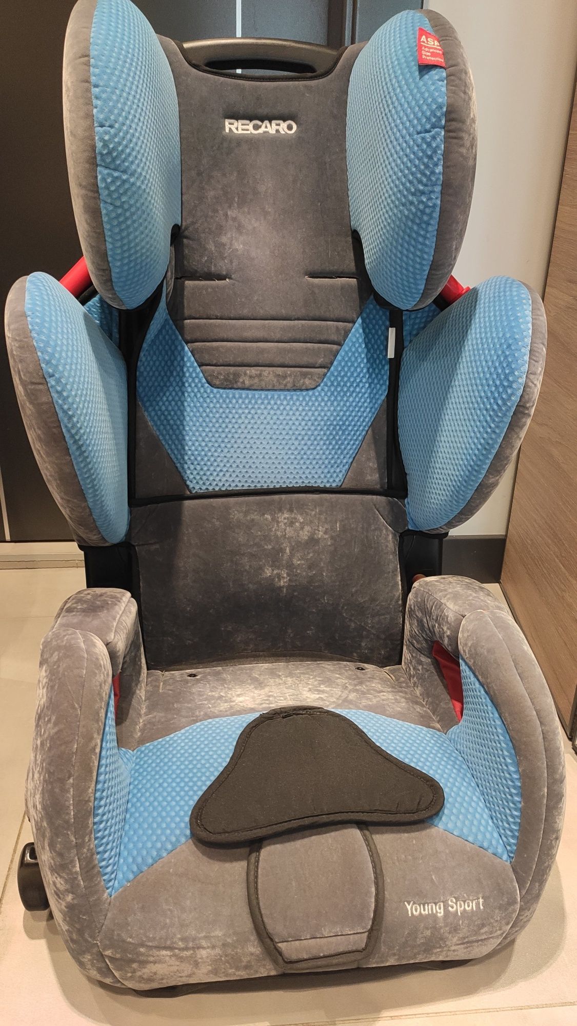 Столчета за кола RECARO