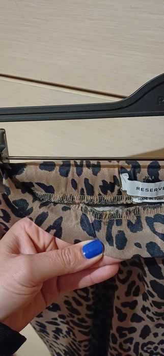 Макси пола леопардов принт, сатенена, марка Reserved