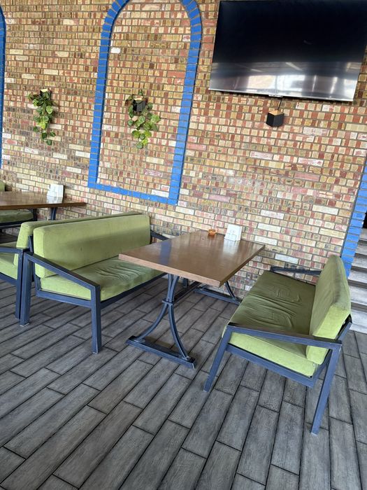 Продаю комплект мебели