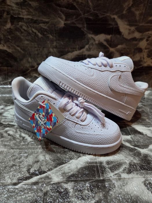 Vand adidasi air force 1