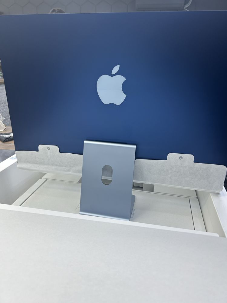 Моноблок Apple iMac 24 2023 MQRR3 синий
