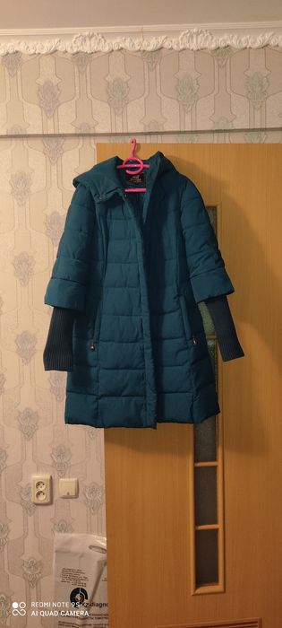 Продам зимнюю стеганку с капюшоном
