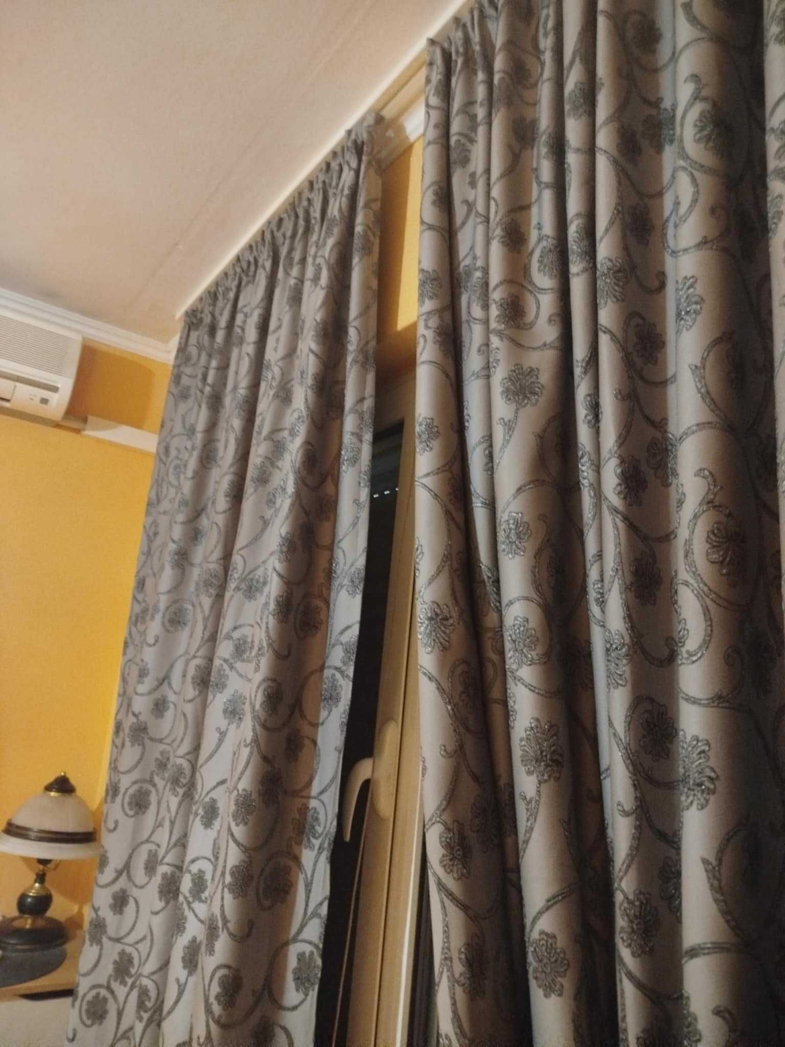 Затъмняващи завеси