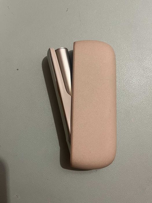 Vand iqos in stare foarte buna