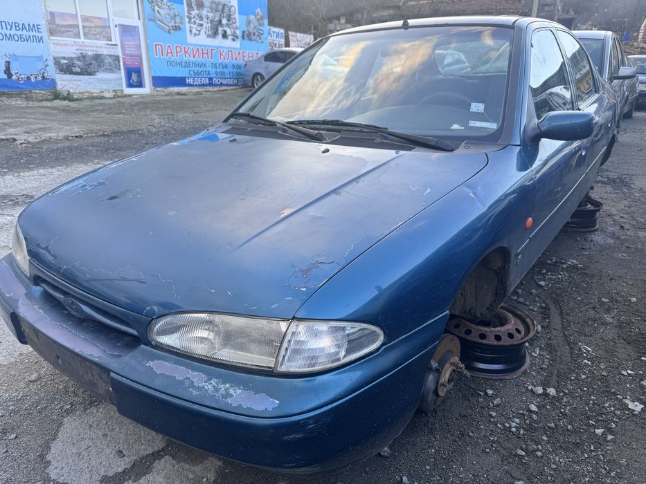 Ford Mondeo 2.0i 16v 136hp 1996г На Части