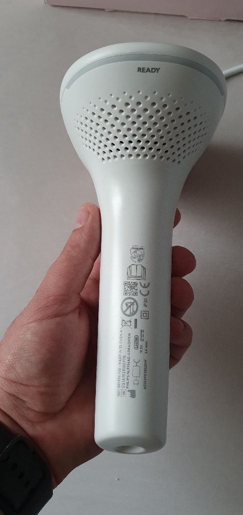 Epilator PHILIPS Lumea fără fir.