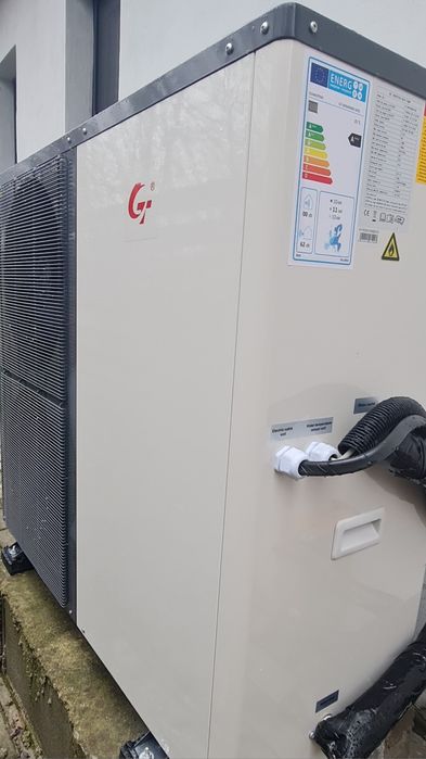 Vand pompa caldura 13kw-POMPA ESTE NOUA