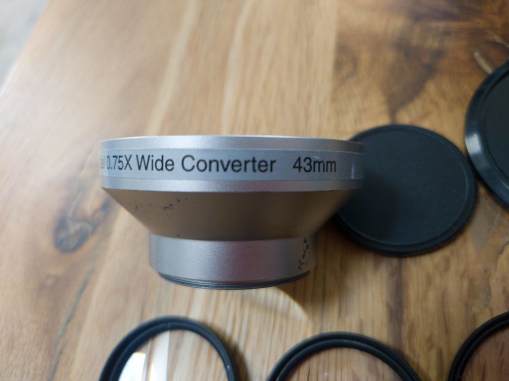 0,75 wide converter  lentile close up